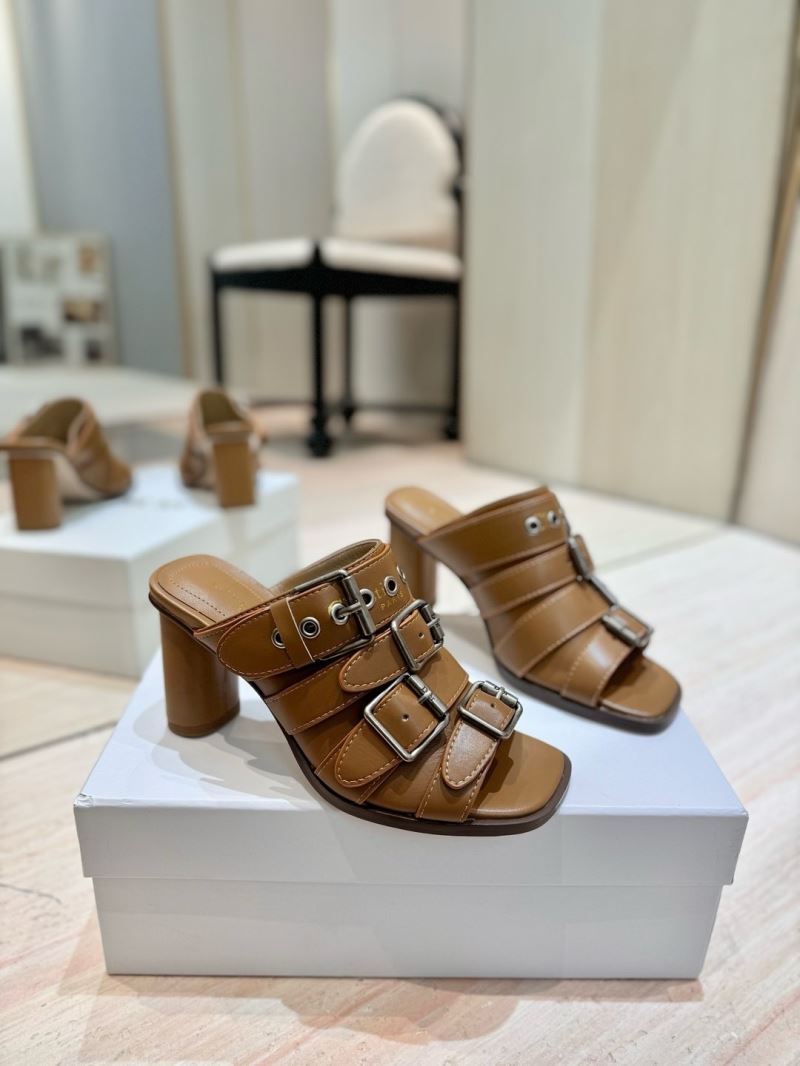 ch**an D*or slippers